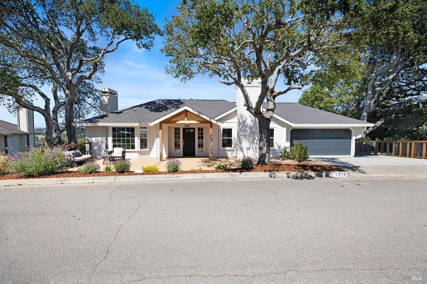 1218 Highland Dr Novato, CA 94949 - Thumbnail 3