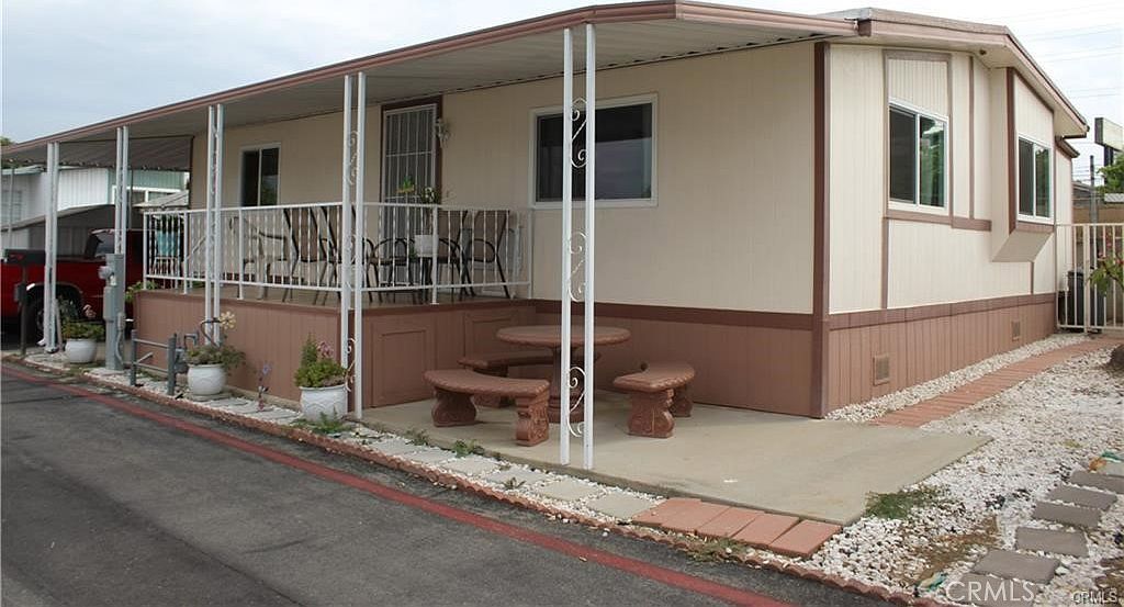 1045 N Azusa Ave Trlr 251 Covina, CA 91722 - Thumbnail 3