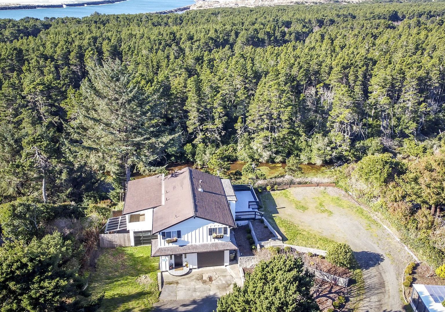 87748 Terrace View Dr Florence, OR 97439 - Thumbnail 3