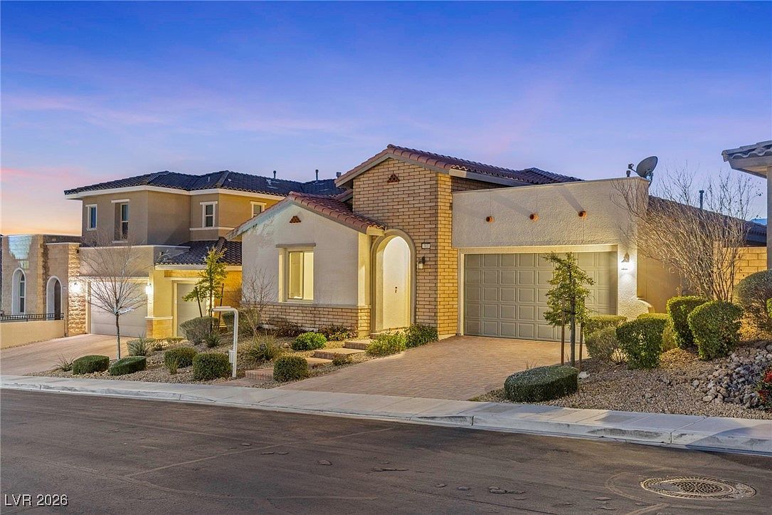 313 Castellari Dr Las Vegas, NV 89138 - Thumbnail 3