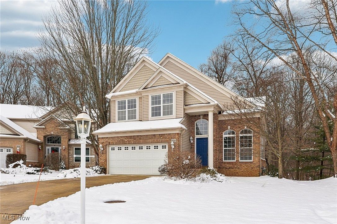 8683 Pine Creek Ln Northfield, OH 44067 - Thumbnail 3