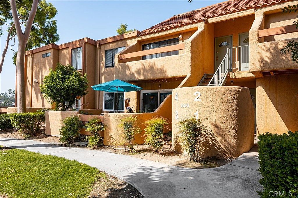 1480 W Edgehill Rd APT 3 San Bernardino, CA 92405 - Thumbnail 3