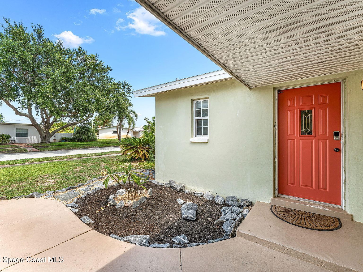 947 Bluewater Dr Indian Harbour Beach, FL 32937 - Thumbnail 3