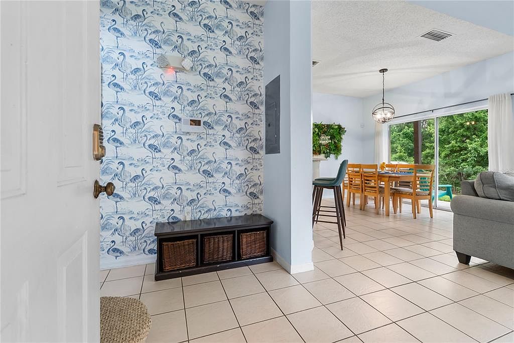 2733 Sun Key Pl Kissimmee, FL 34747 - Thumbnail 3