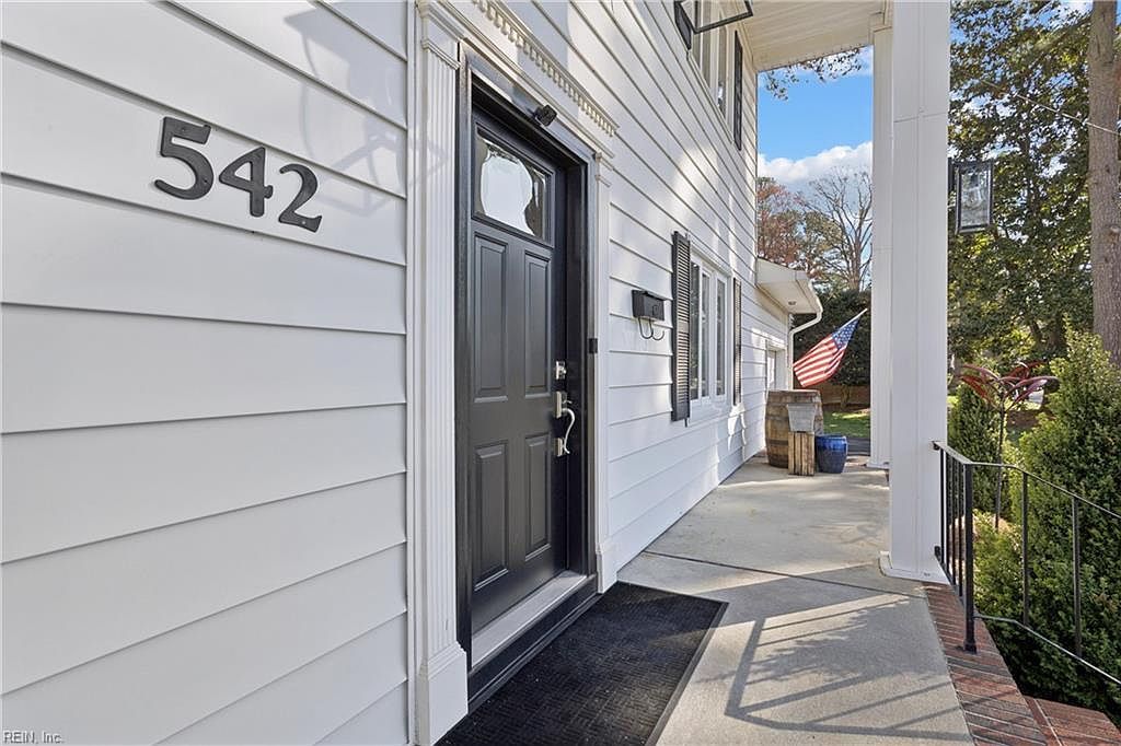 542 Kings Ct Newport News, VA 23606 - Thumbnail 3