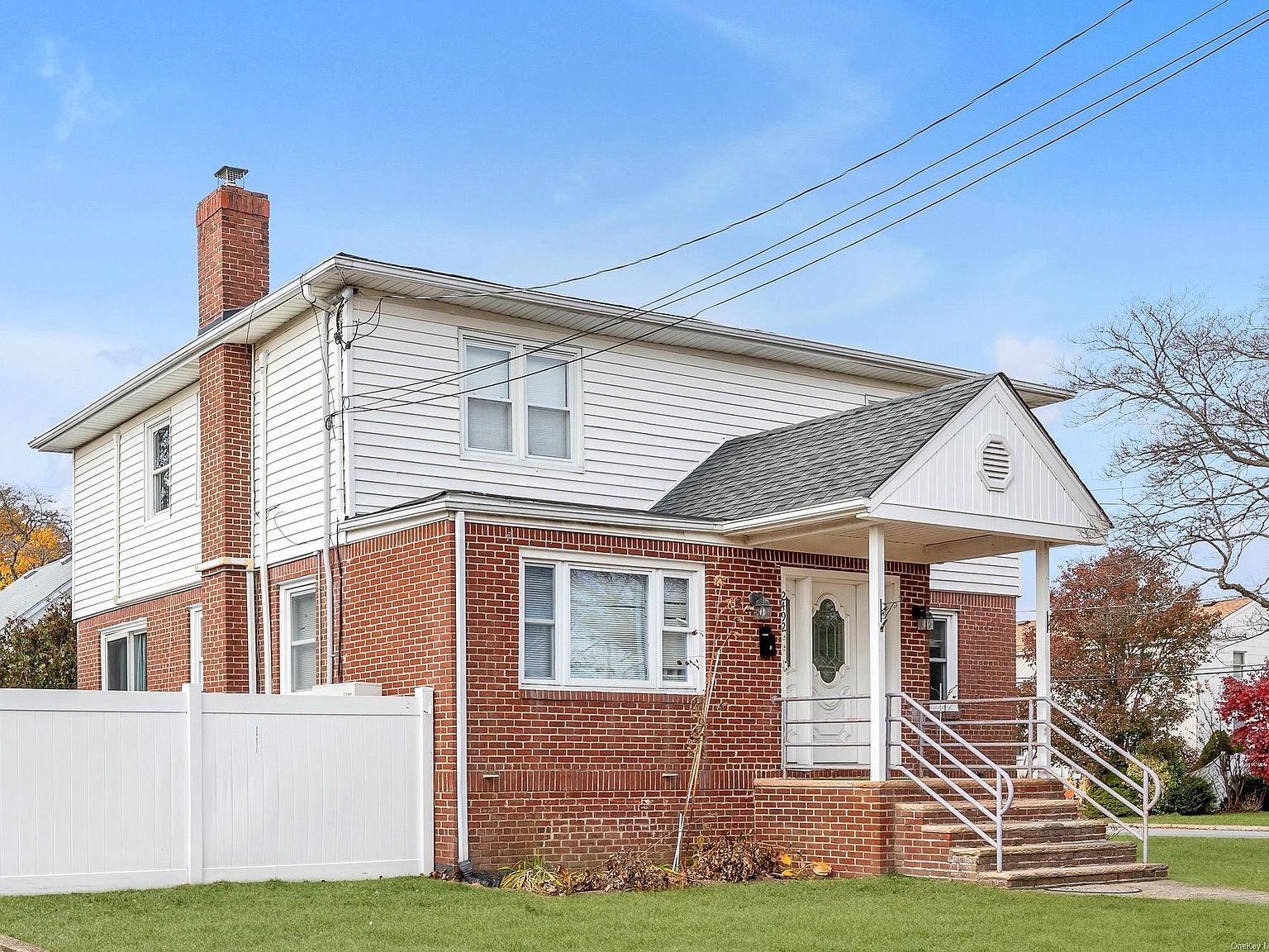 2492 Lefferts Pl Bellmore, NY 11710 - Thumbnail 3