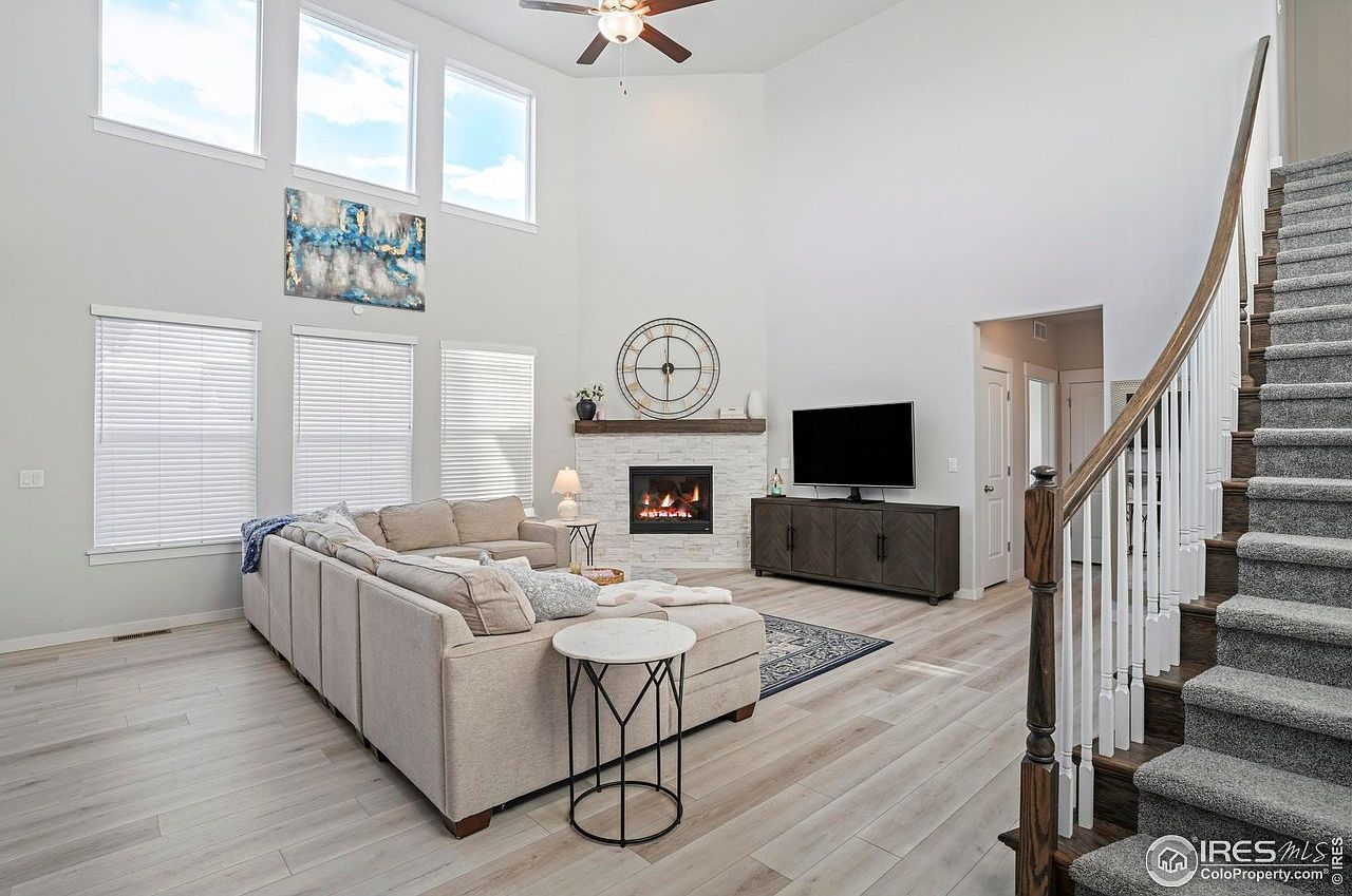 2144 Setting Sun Dr Windsor, CO 80550 - Thumbnail 3