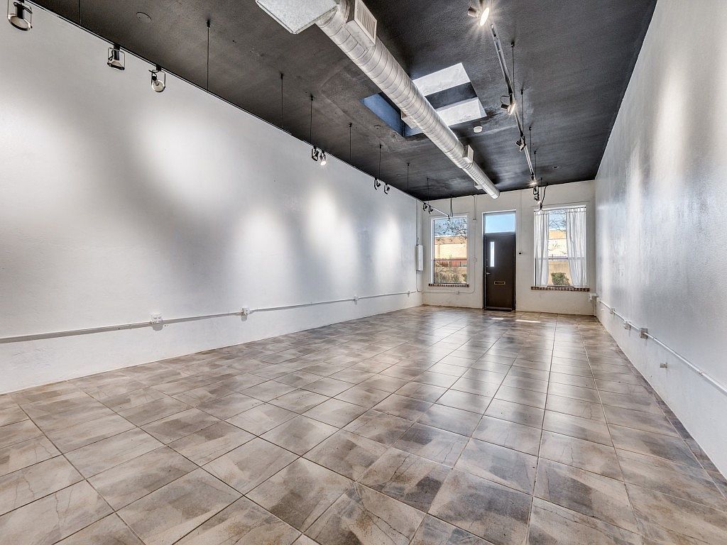 4210 Main St Dallas, TX 75226 - Thumbnail 3