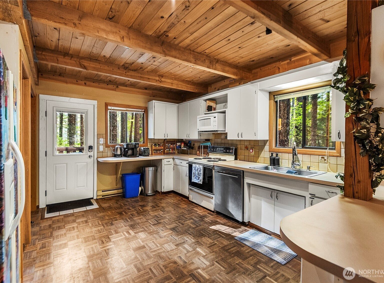 60 N Mount Rose Pl Hoodsport, WA 98548 - Thumbnail 3