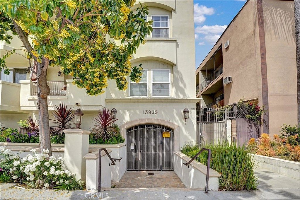 13935 Burbank Blvd APT 105 Van Nuys, CA 91401 - Thumbnail 3