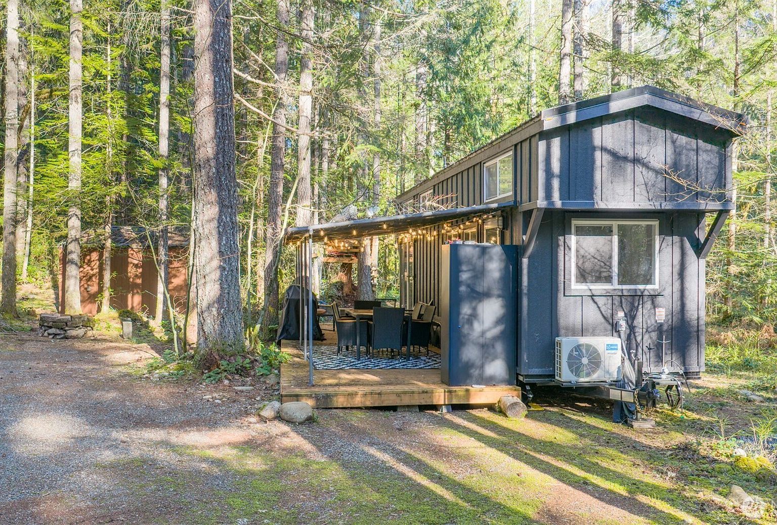 450 Mount Jupiter Ct Hoodsport, WA 98548 - Thumbnail 3