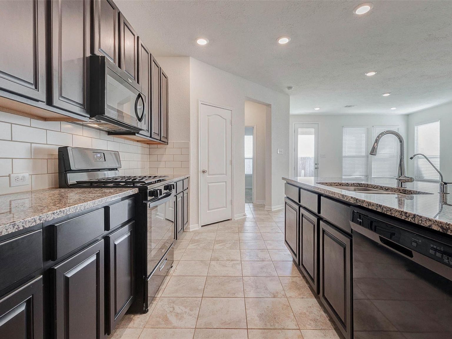 4722 Cullen Brook Rd Katy, TX 77449 - Thumbnail 3