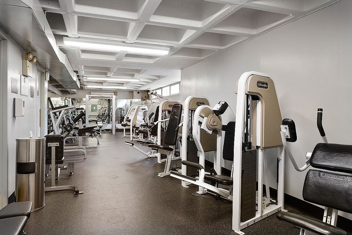 15038 Union Tpke APT 4K Flushing, NY 11367 - Thumbnail 3