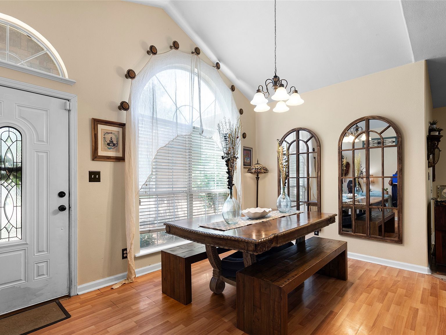 741 S Valentine Dr Sherman, TX 75090 - Thumbnail 3