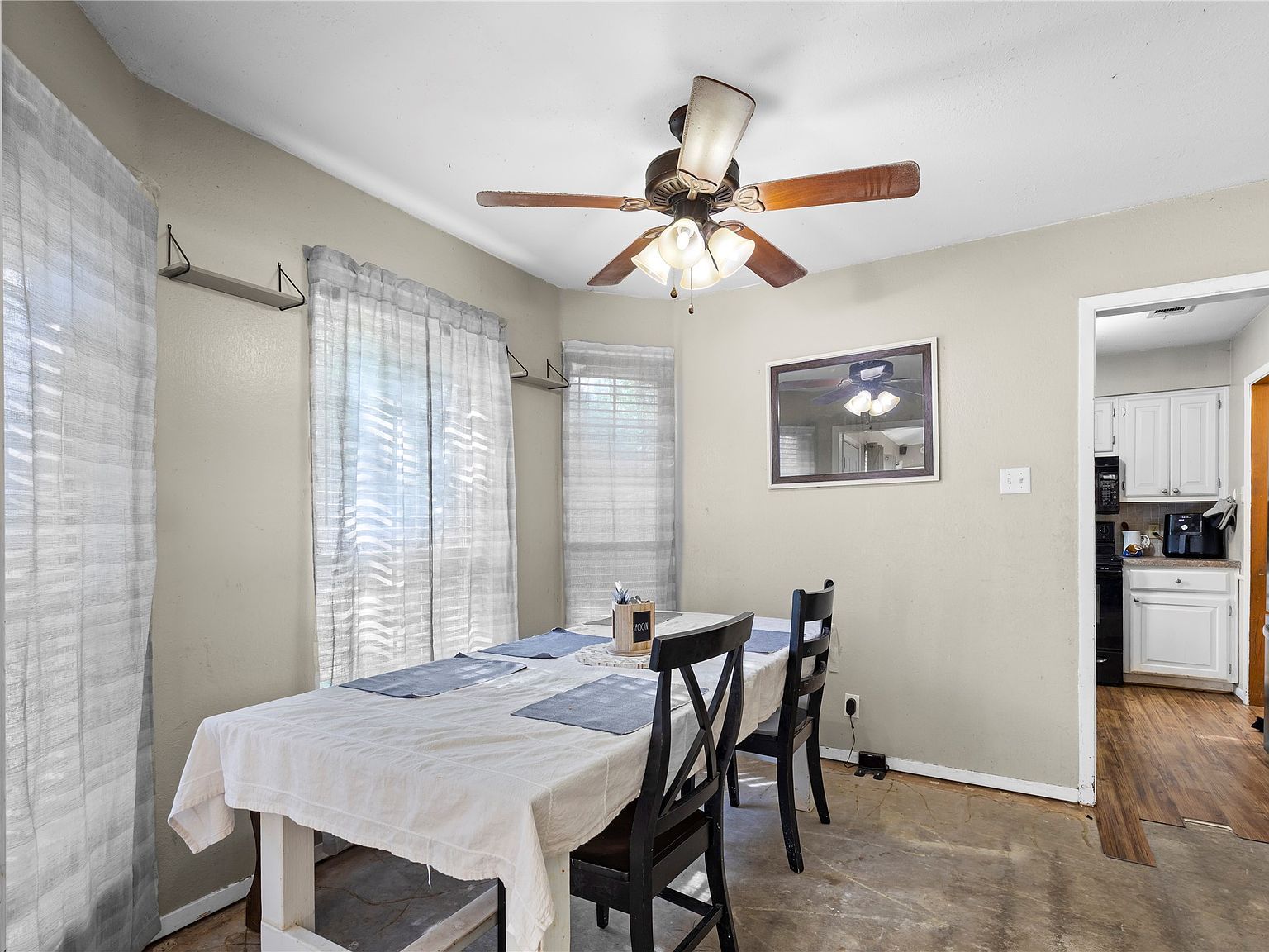 746 S Valentine Dr Sherman, TX 75090 - Thumbnail 3