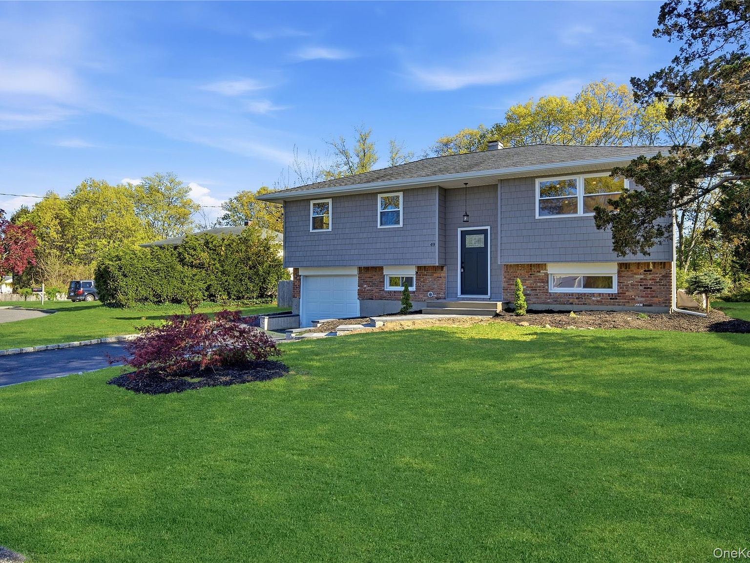 49 Sandy Hollow Dr Smithtown, NY 11787 - Thumbnail 3