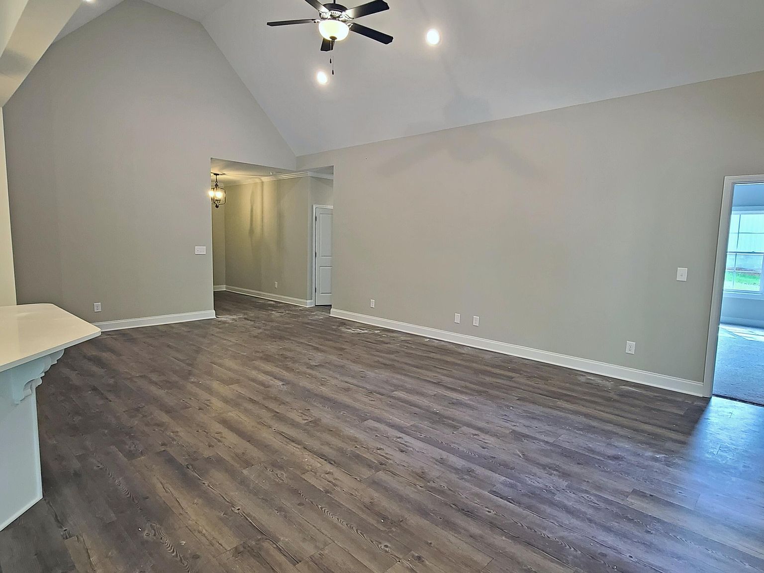 556 Hillman St Warrenville, SC 29851 - Thumbnail 3