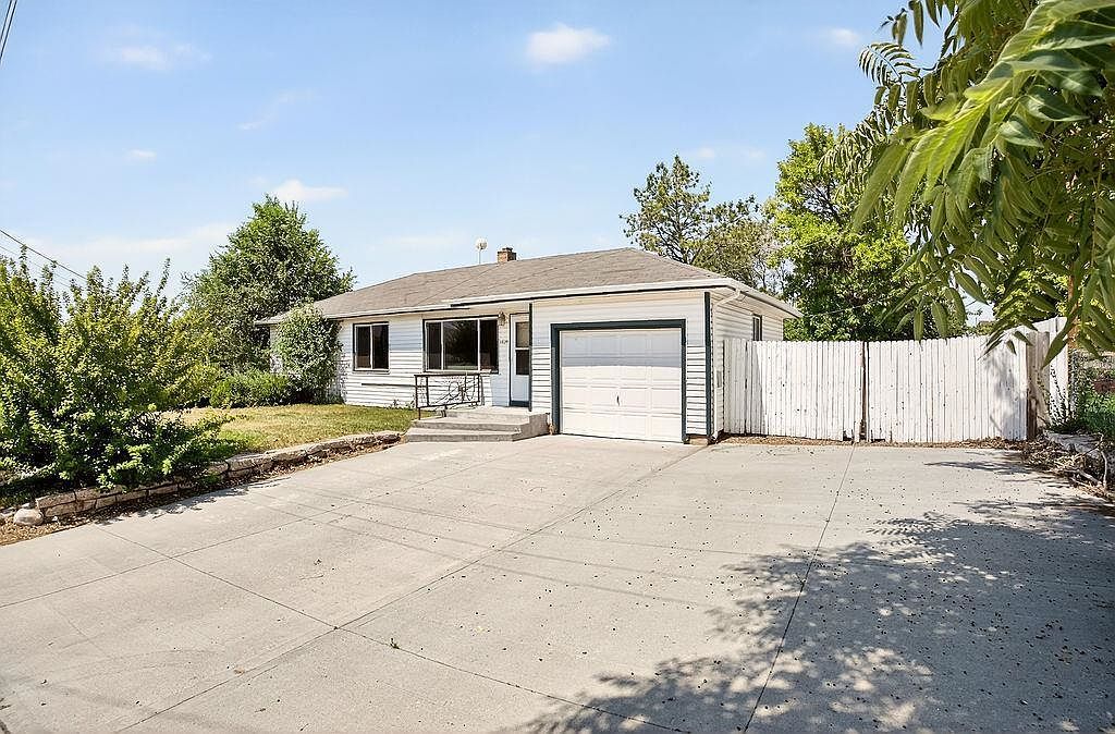 1824 E Center St Pocatello, ID 83201 - Thumbnail 3