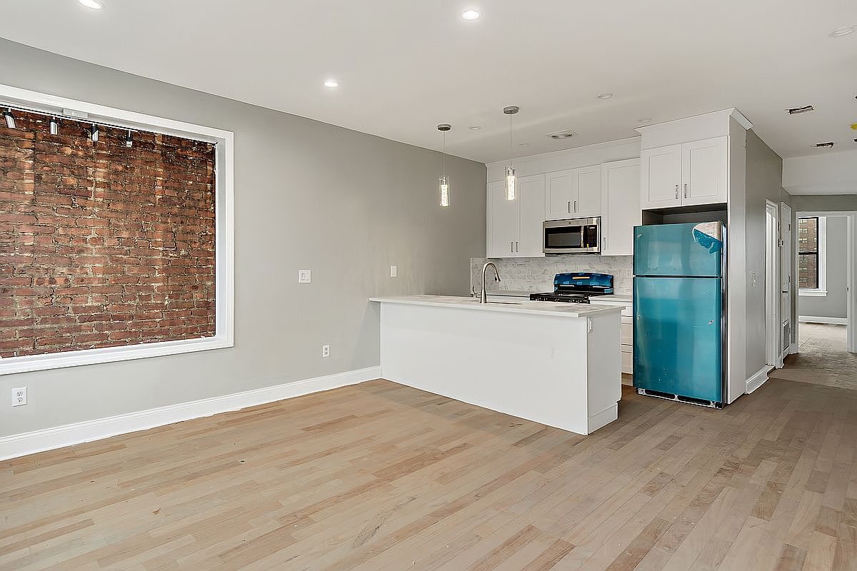 1350 Clay Ave Bronx, NY 10456 - Thumbnail 3