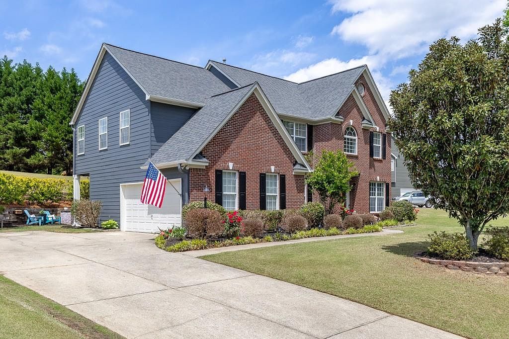 933 Cruce Lake Dr Hoschton, GA 30548 - Thumbnail 3