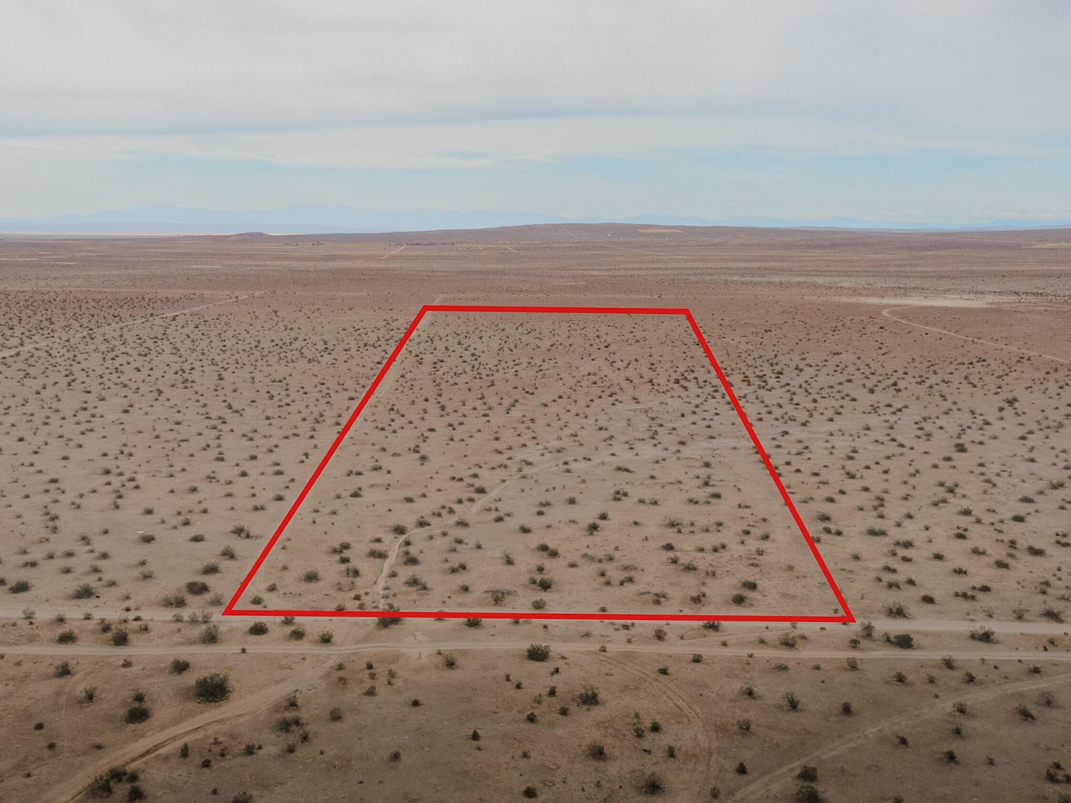 Sequioa Edwards, CA 93523 - Thumbnail 3