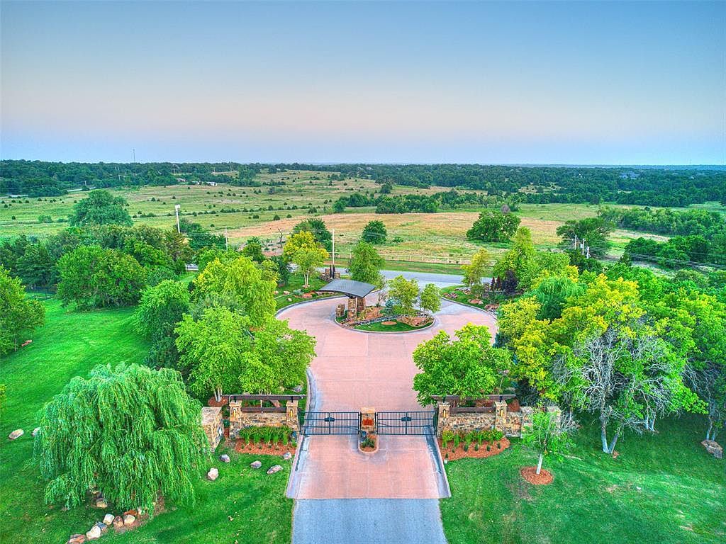 6924 Split Fence Ln Lot 42 Edmond, OK 73034 - Thumbnail 3