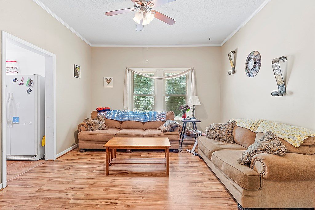 3920 Harless St Greenwood, SC 29646 - Thumbnail 3