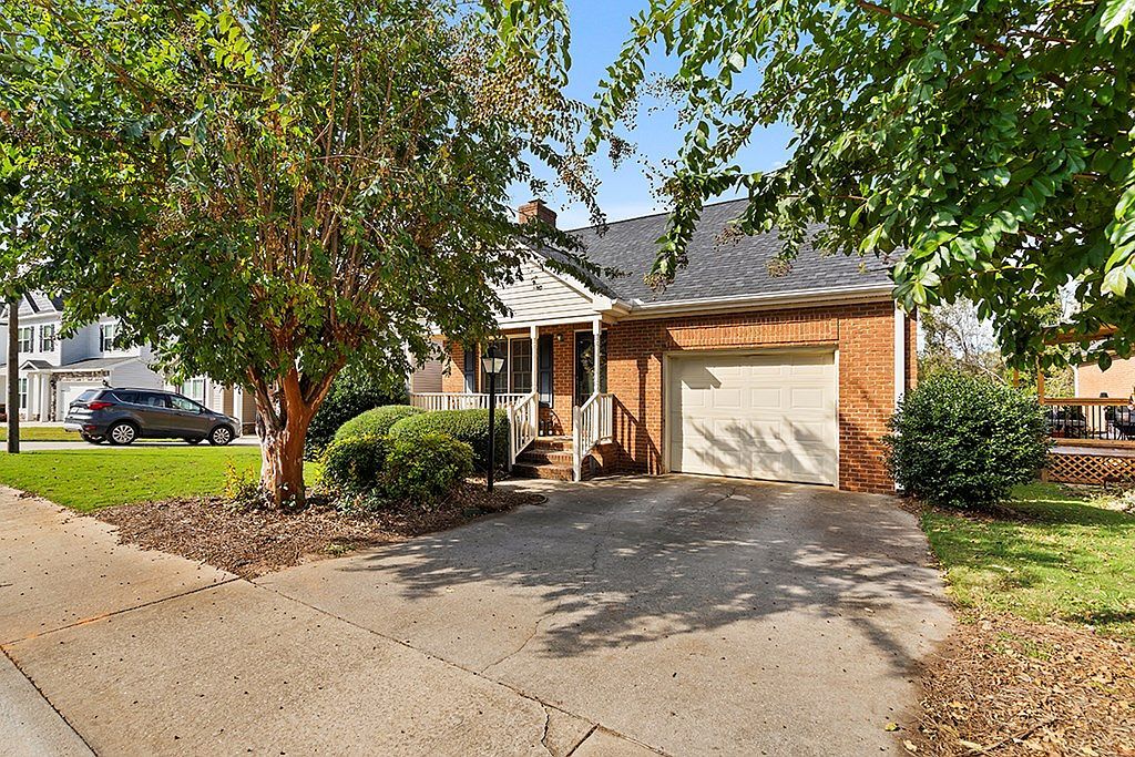 113 Cobblestone Ln Greenwood, SC 29649 - Thumbnail 3