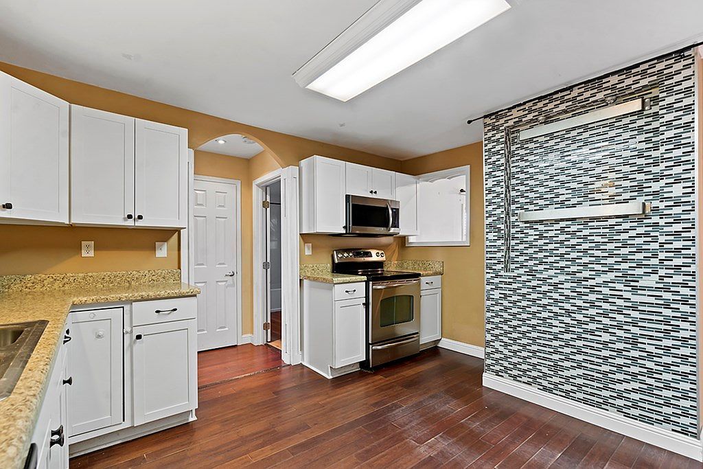 5221 Highway 185 Hodges, SC 29653 - Thumbnail 3