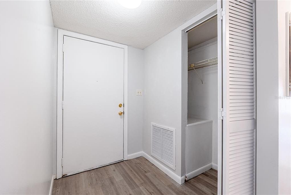 600 Fairways Cir #B Ocala, FL 34472 - Thumbnail 3