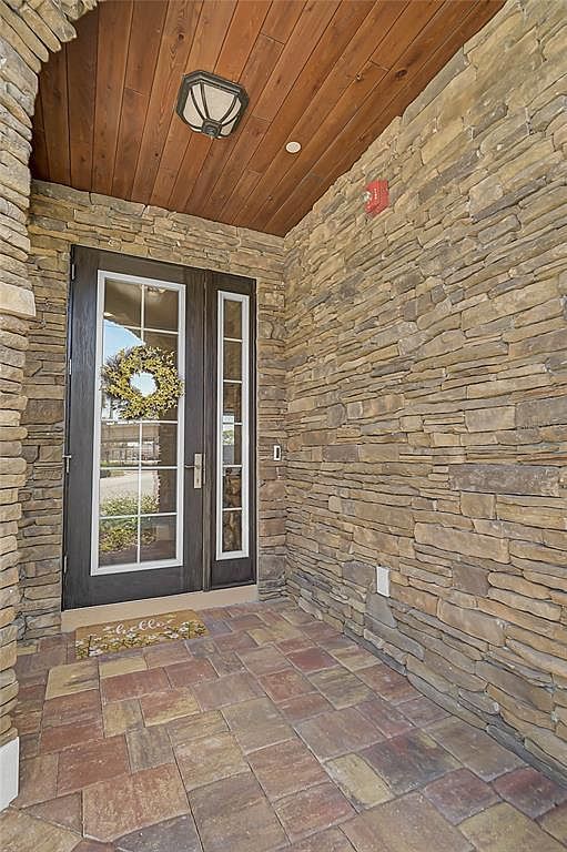 205 E Venice Ave Venice, FL 34285 - Thumbnail 3