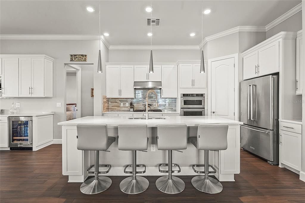 7948 Grande Shores Dr Sarasota, FL 34240 - Thumbnail 3