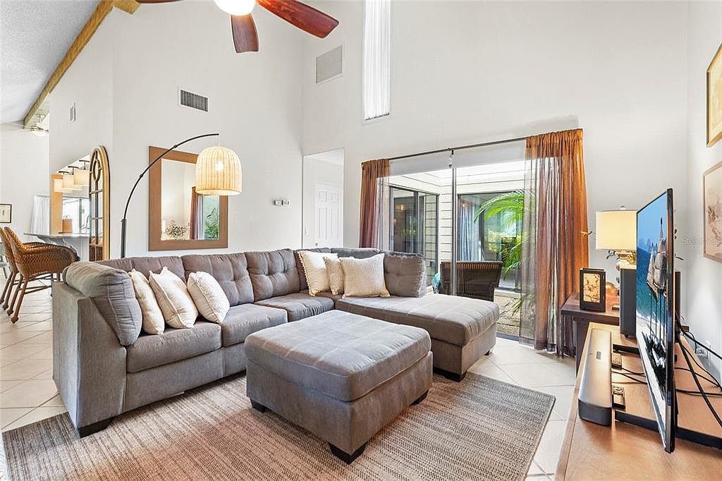 4302 Woodmans Chart #134 Sarasota, FL 34235 - Thumbnail 3