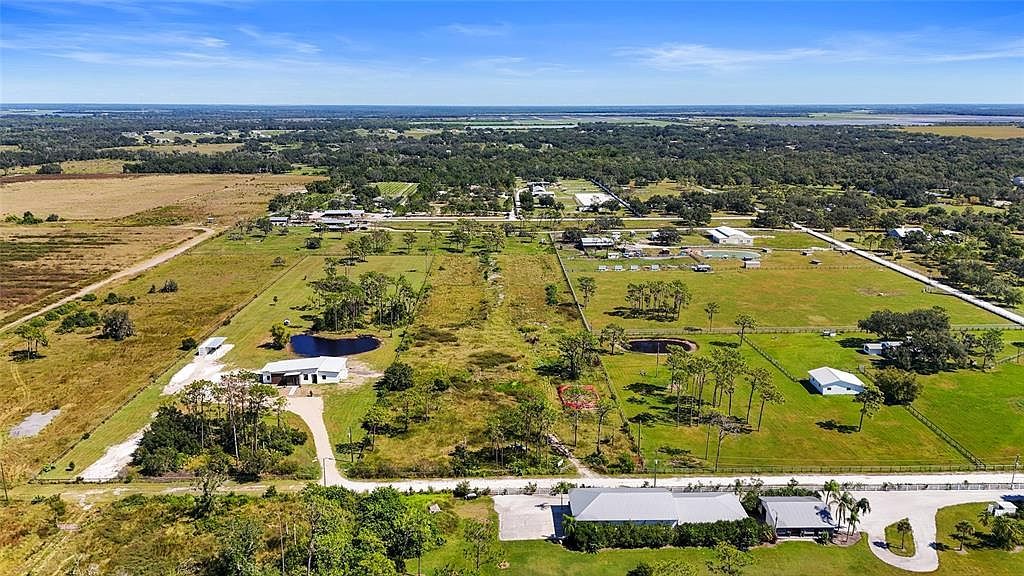 4625 241st St E Myakka City, FL 34251 - Thumbnail 3