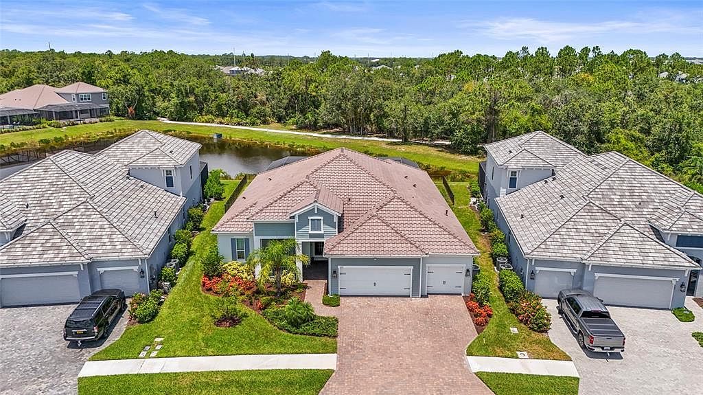 2525 Paradise Plum Dr Sarasota, FL 34240 - Thumbnail 3