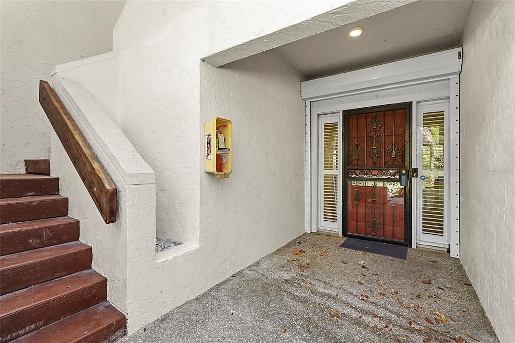 3324 Thornwood Rd #3324 Sarasota, FL 34231 - Thumbnail 3