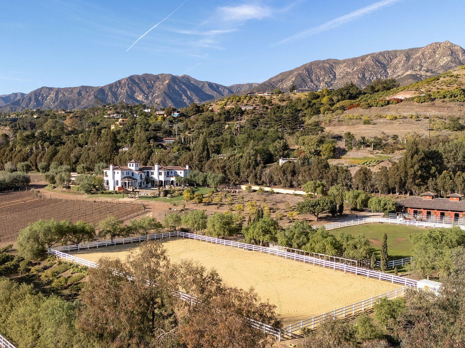 338 Toro Canyon Rd Carpinteria, CA 93013 - Thumbnail 3