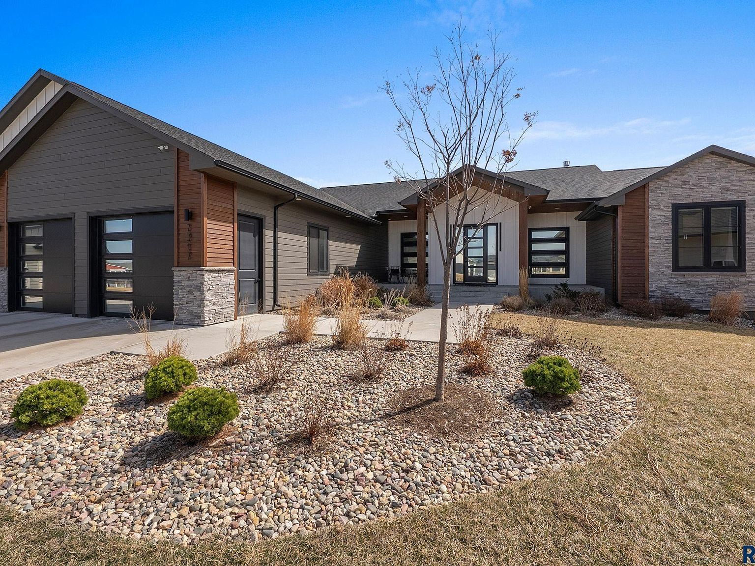 7317 E Gray Eagle Cir Sioux Falls, SD 57110 - Thumbnail 3