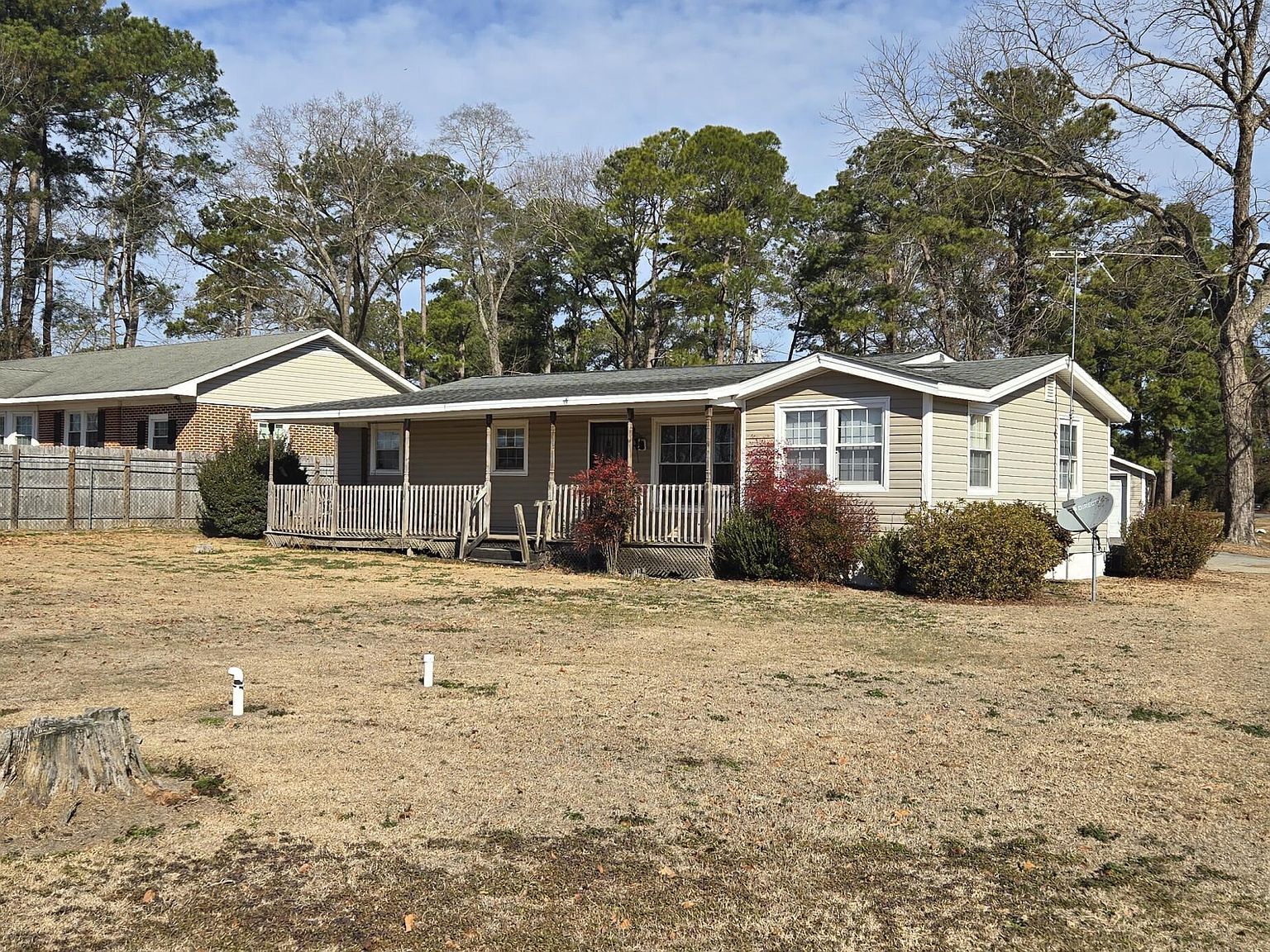 480 Five Bridge Rd Clinton, NC 28328 - Thumbnail 3