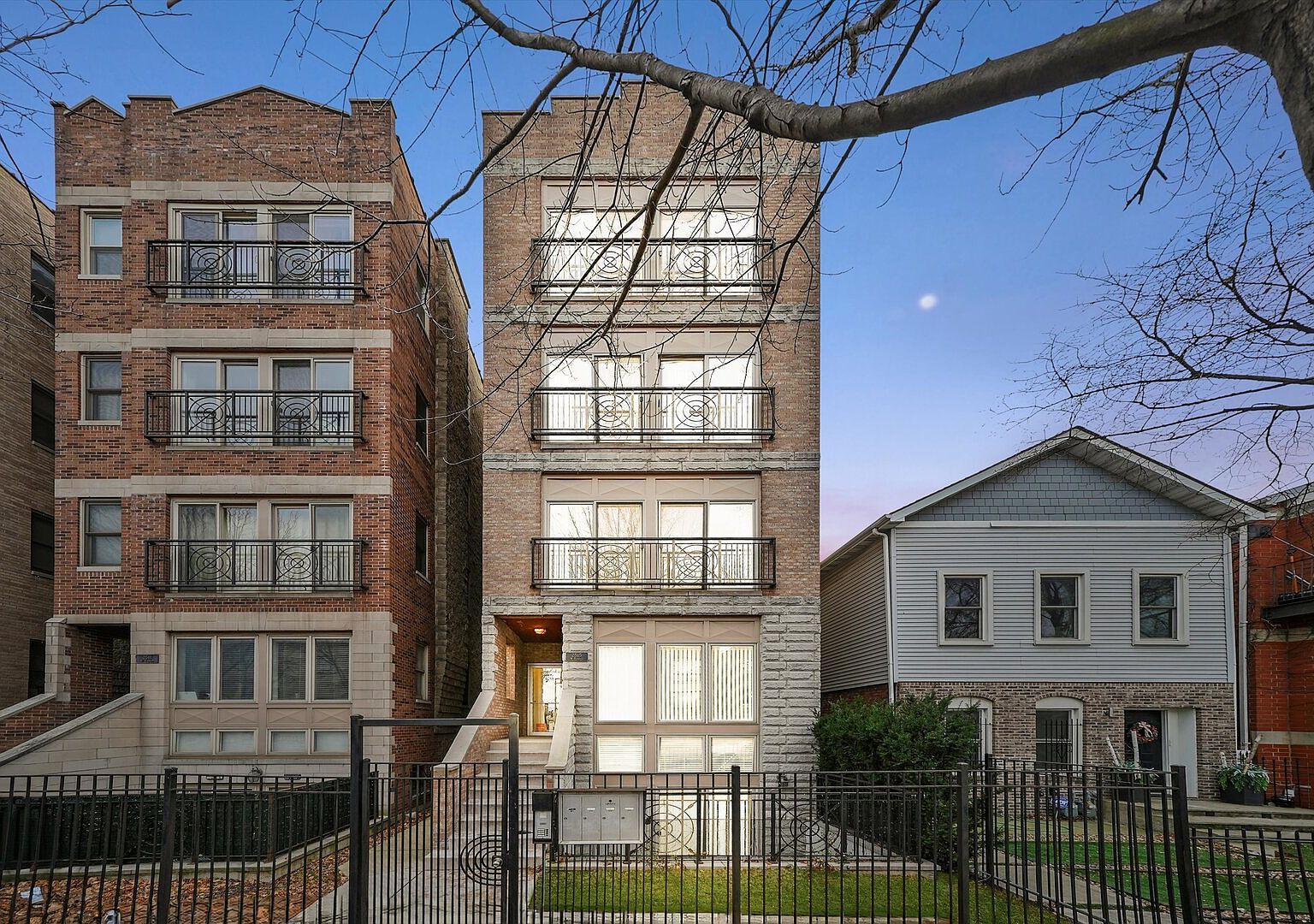 2515 W Harrison St UNIT 1 Chicago, IL 60612 - Thumbnail 3