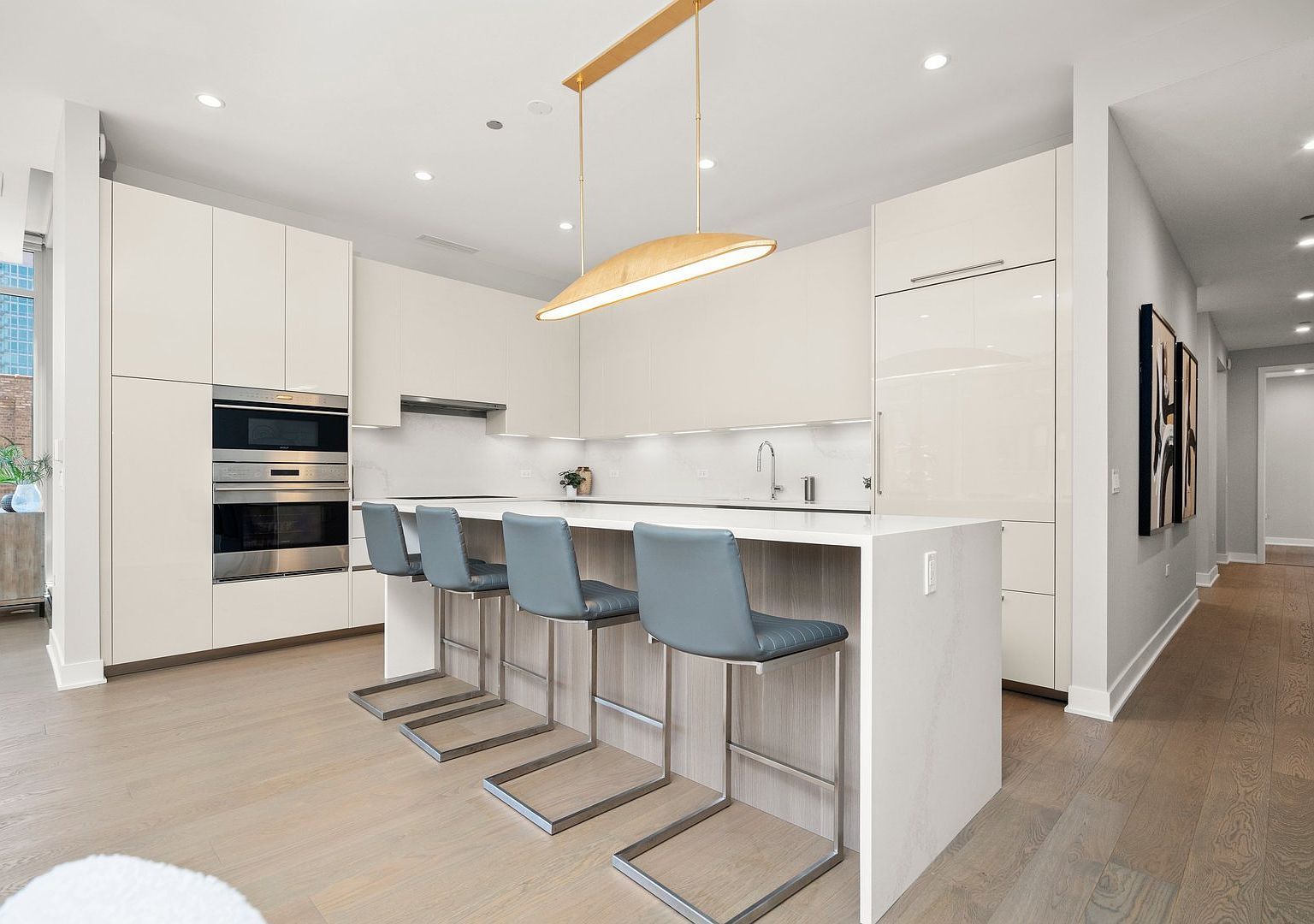 360 W Erie St UNIT 5A Chicago, IL 60654 - Thumbnail 3