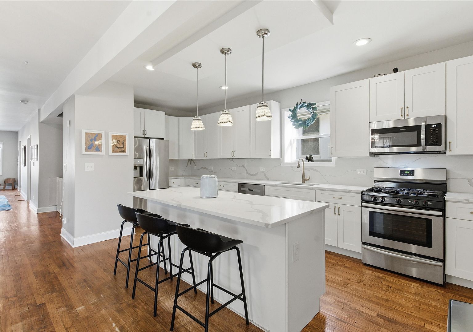 4935 W Carmen Ave Chicago, IL 60630 - Thumbnail 3