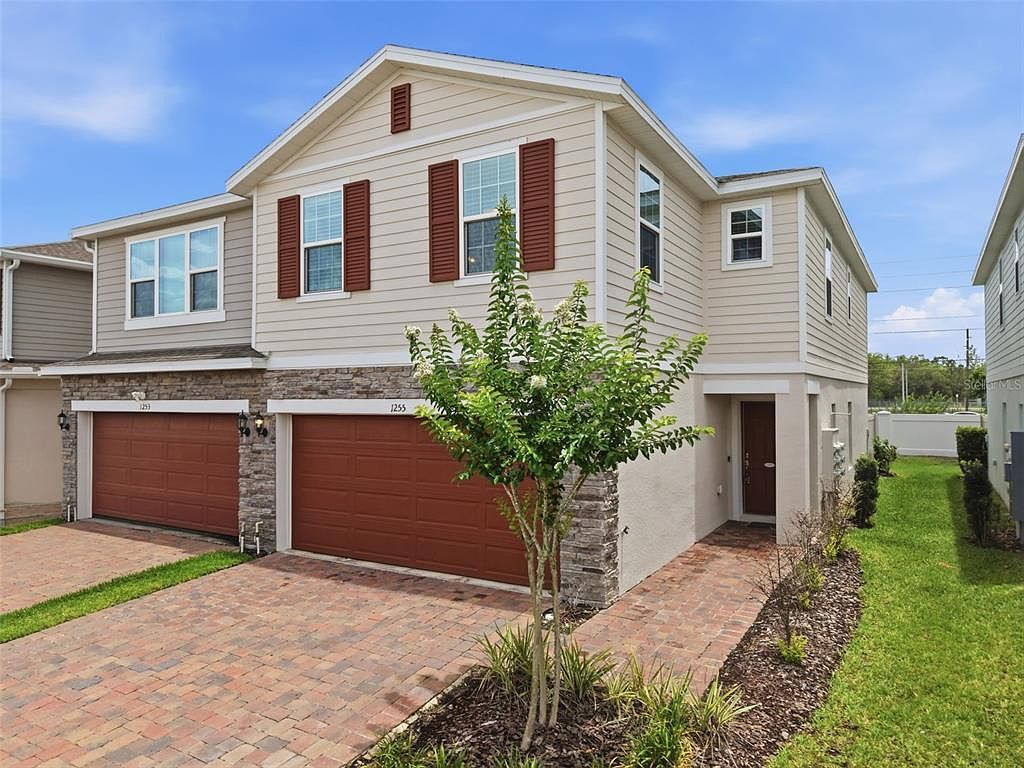 1255 Wispy Cypress Dr Kissimmee, FL 34746 - Thumbnail 3