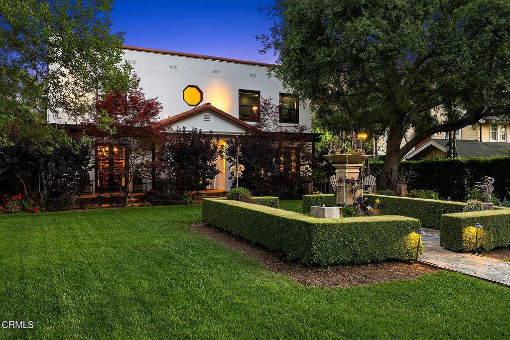 1052 New York Dr Altadena, CA 91001 - Thumbnail 3