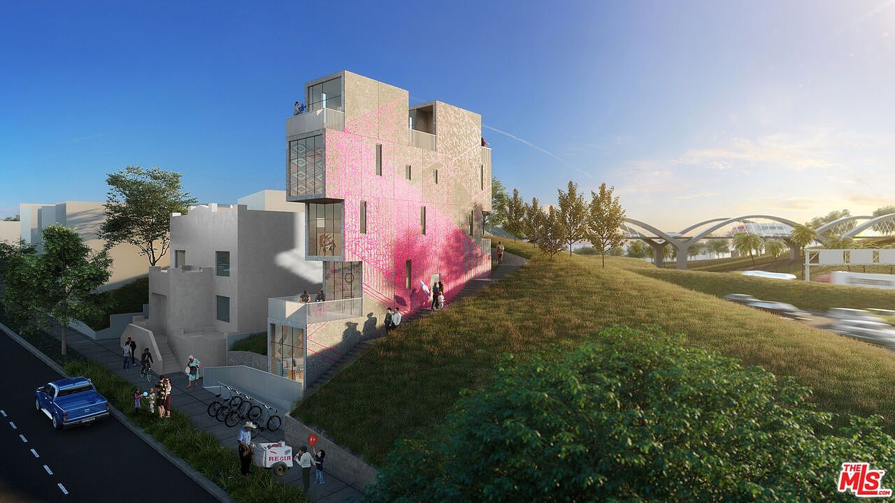 731 S Boyle Ave Los Angeles, CA 90023 - Thumbnail 3