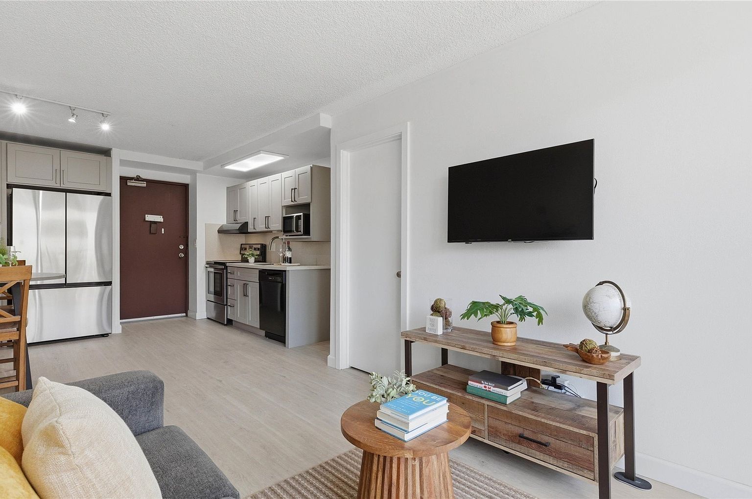 1655 Makaloa St APT 406 Honolulu, HI 96814 - Thumbnail 3