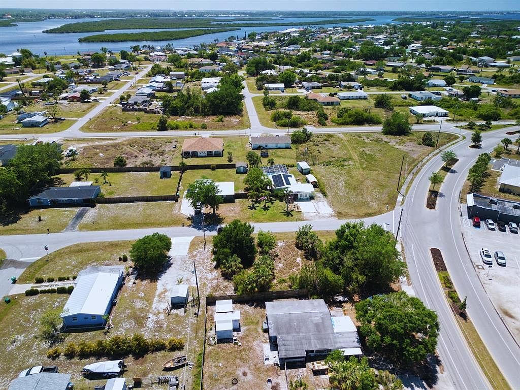 3096 Broadpoint Dr #17 Punta Gorda, FL 33983 - Thumbnail 3