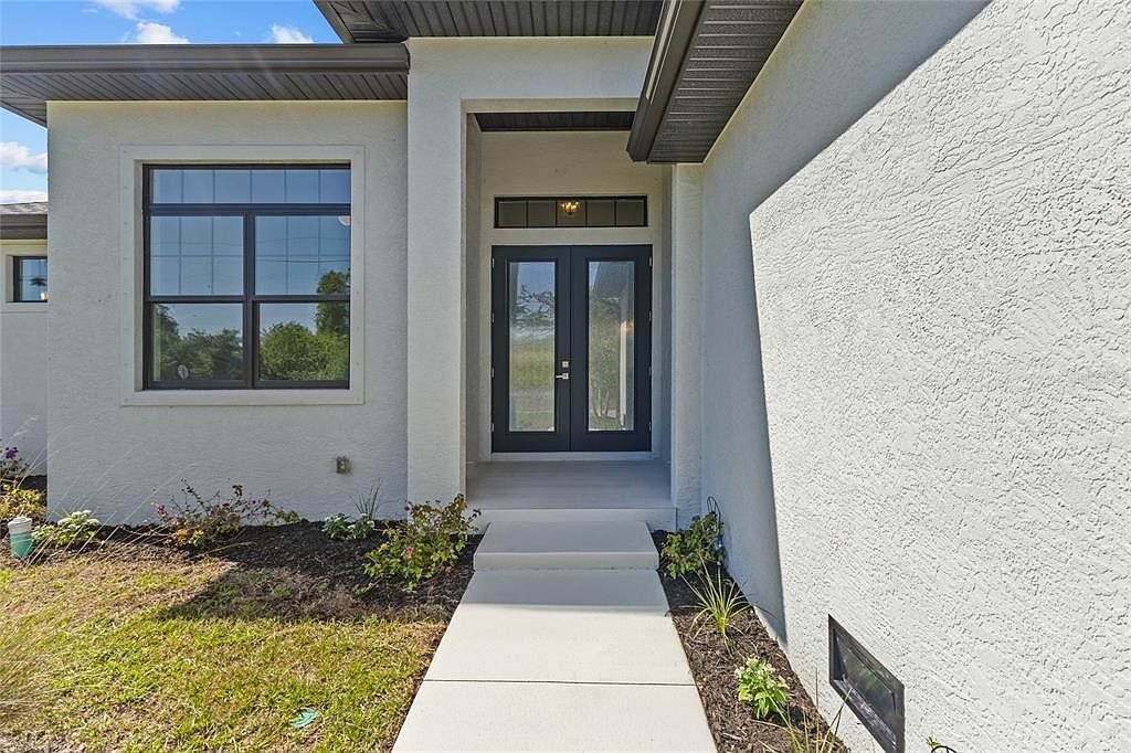 12396 Bacchus Rd Port Charlotte, FL 33981 - Thumbnail 3