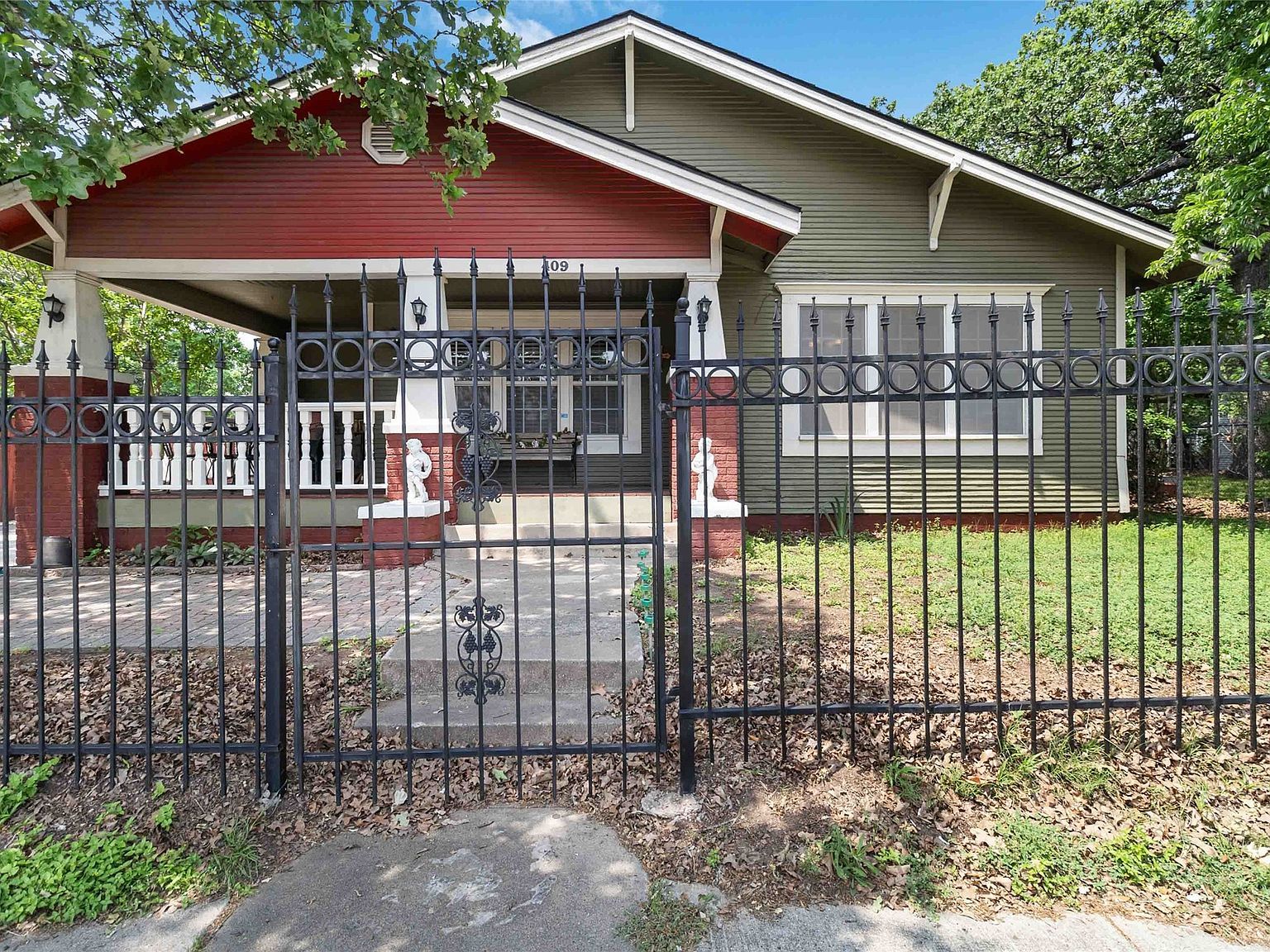 409 N Sylvania Ave Fort Worth, TX 76111 - Thumbnail 3