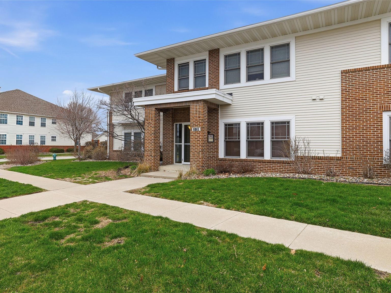 2435 Aspen Rd Unit 103 Ames, IA 50010 - Thumbnail 3